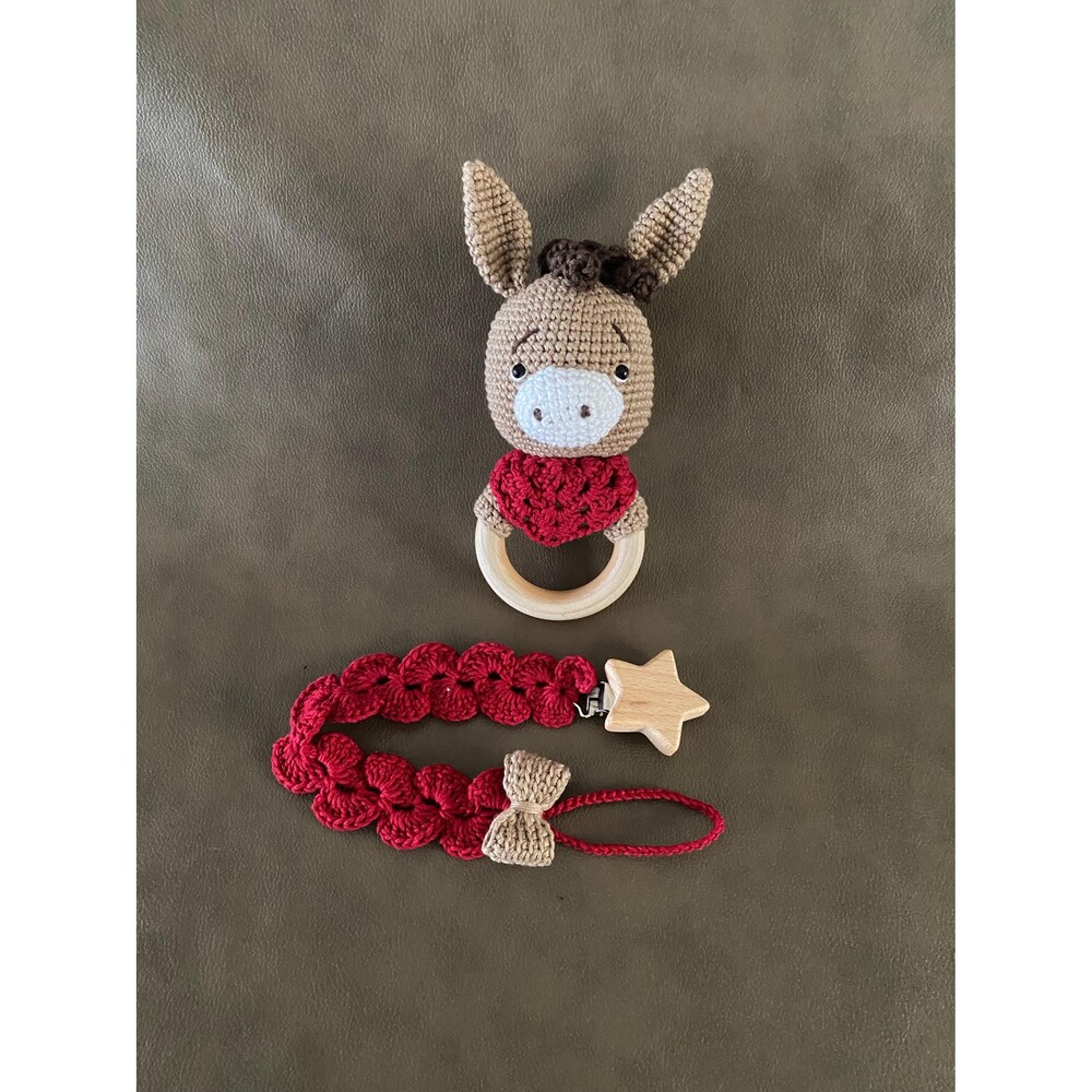 Donkey Rather Shaker Crochet Set, New Born Baby Colección, Handmade crochet